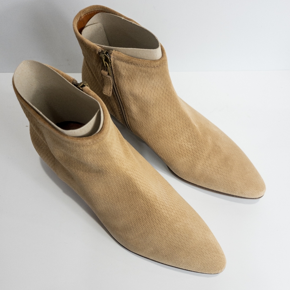 Aquatalia Fire Embossed Weatherproof Suede Low Heel Booties Sand -7 - Picture 9 of 10